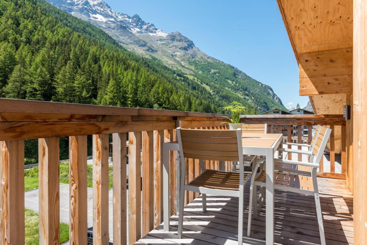 Montela Hotel & Resort - Suiten Saas-Grund Buitenkant foto